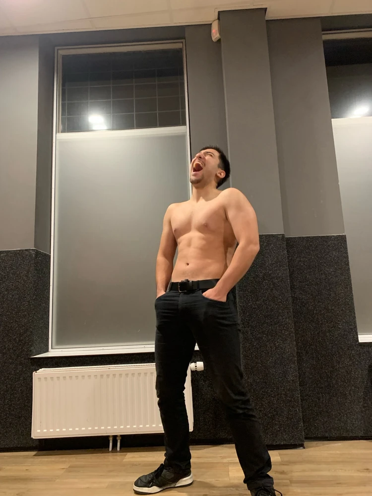 Afbeelding geüpload door Halil