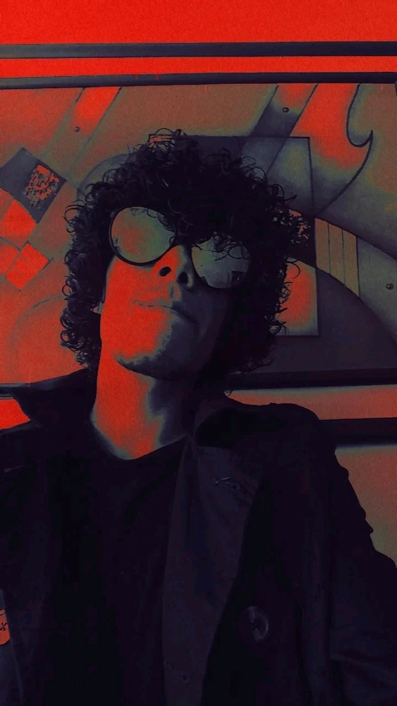 រូបភាពបង្ហោះដោយ Alex