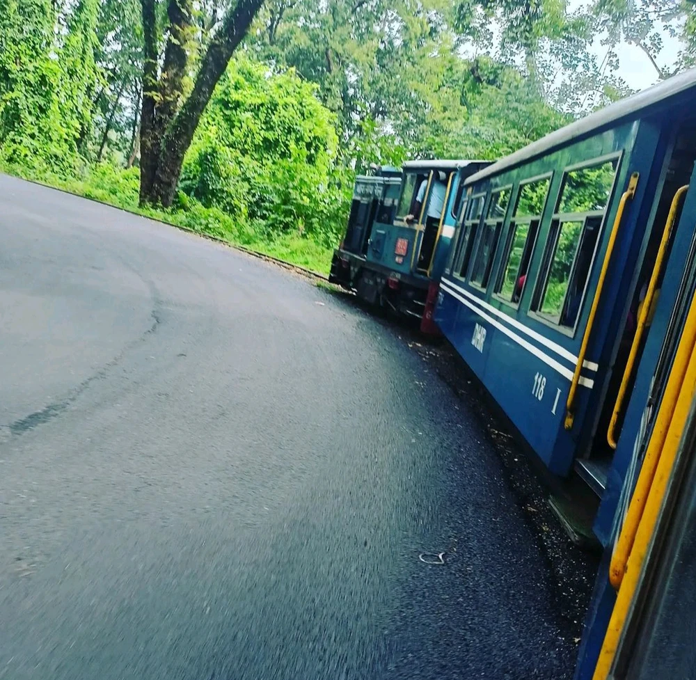 Toy train 🚂