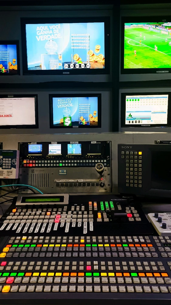 Gambar diunggah dening Alessandra Krueger