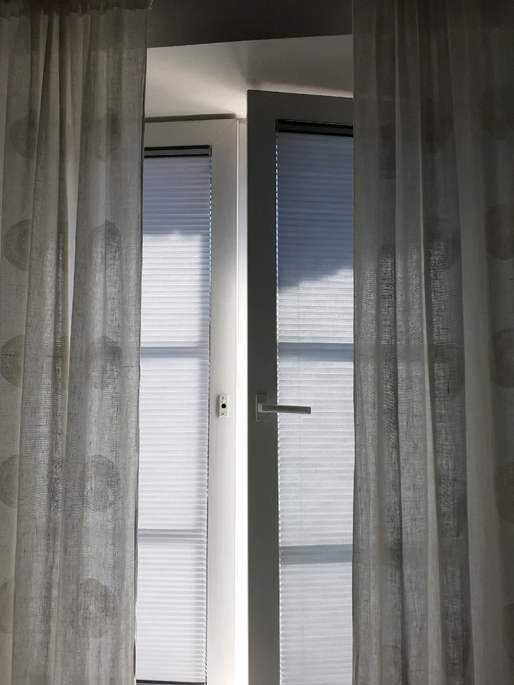 Kristhor latasi kuvan