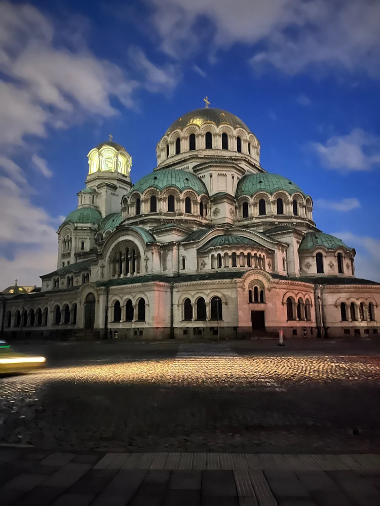 Качено от Pm87