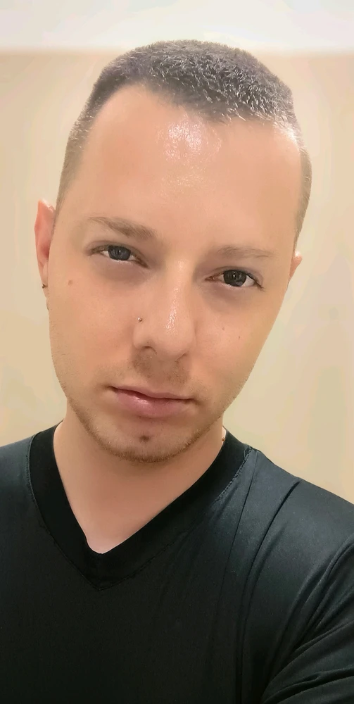 Imagine încărcată de Daniel