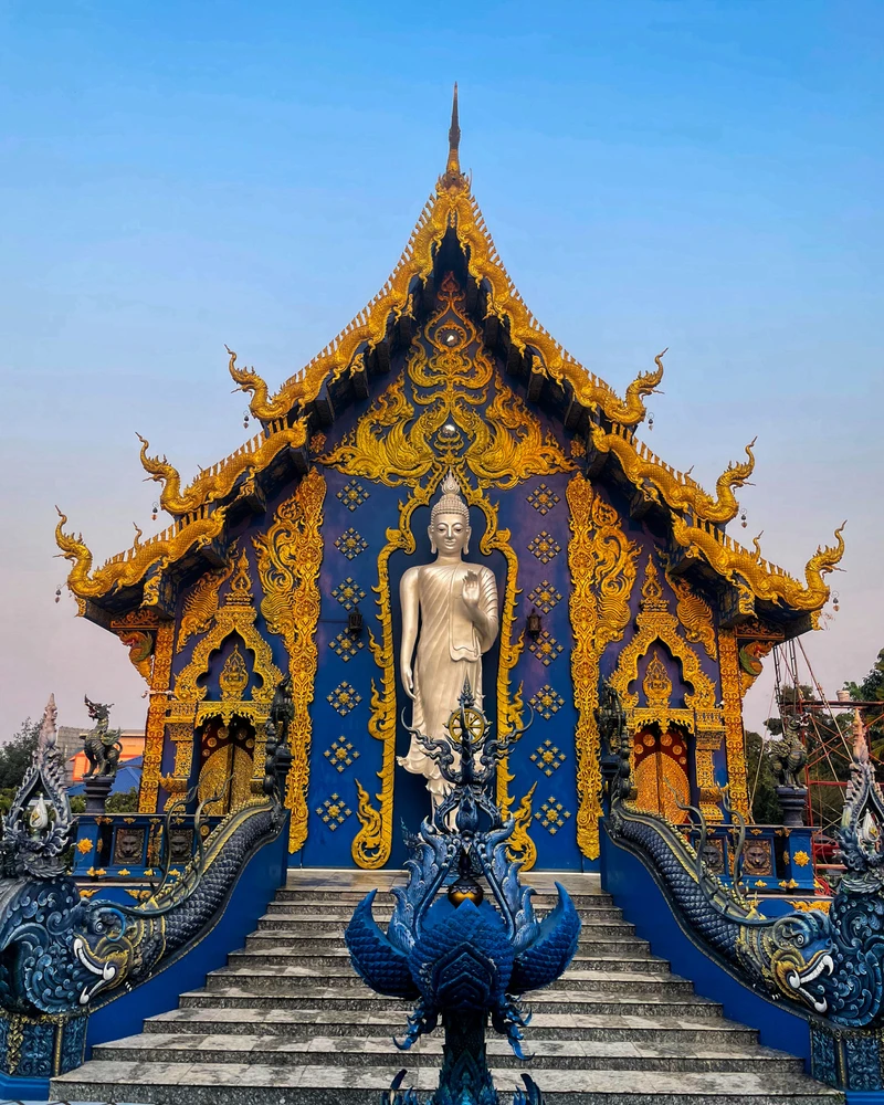 Blue temple -  chiang Rai ( thailand )
