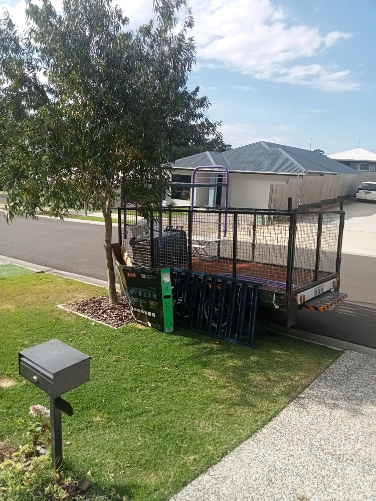 Image uploaded by Ash 🐶🐱🦝🐝🐢🦜🐑