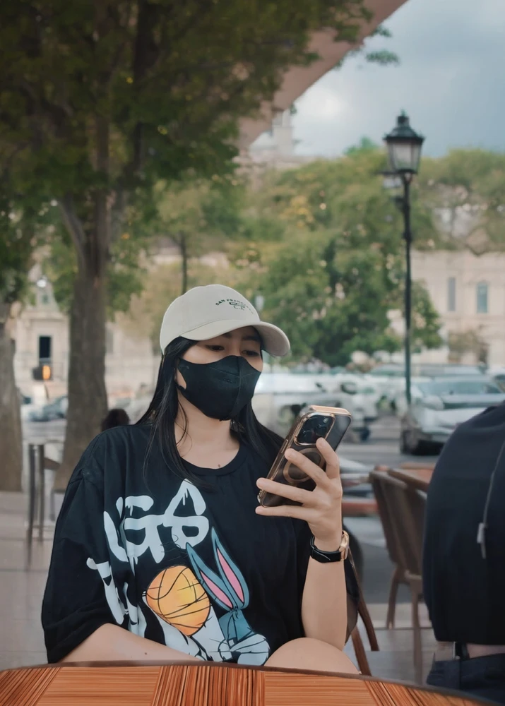 I-upload ni JESS ang larawan
