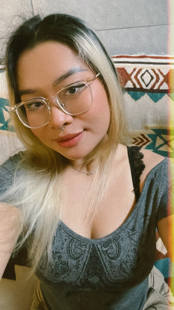 Gi-upload ni Scarlett ang hulagway