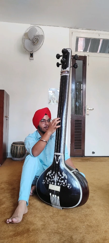 由ARSHPREET SINGH上传的图片