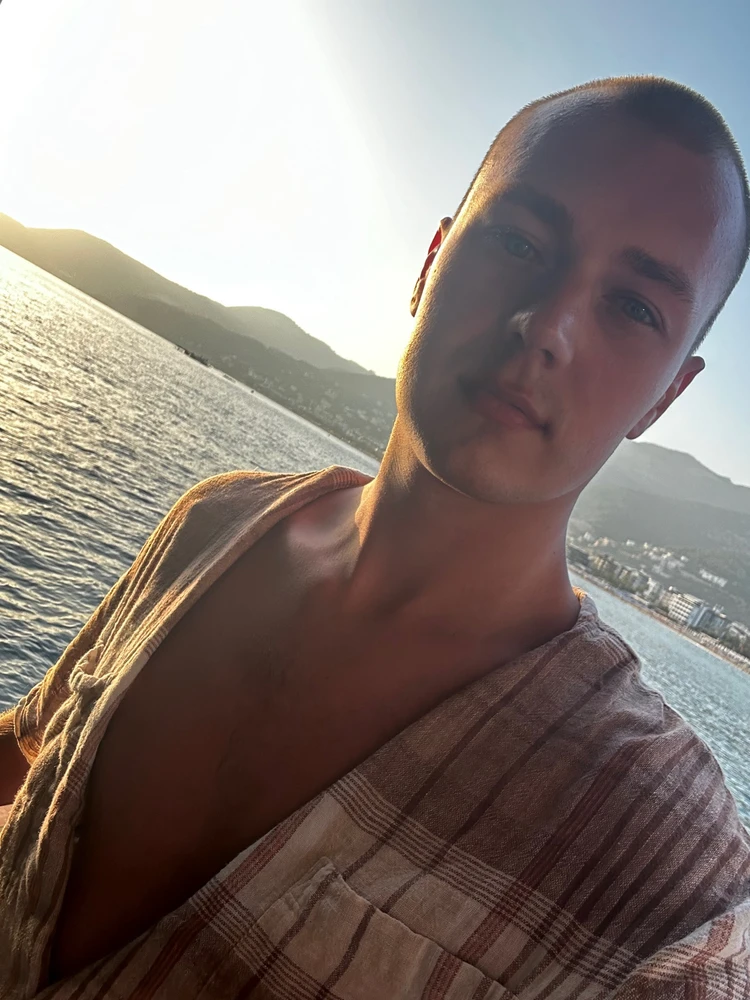 Фото загрузил Константин