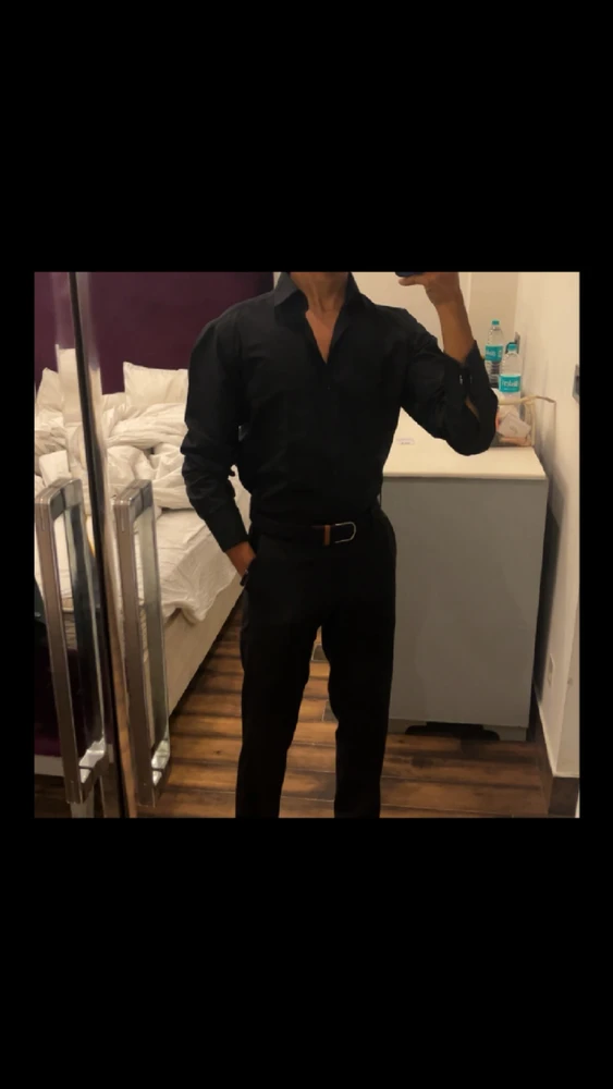 I felt like i owned the room in this one, got a few eyes on me too, thoughts?