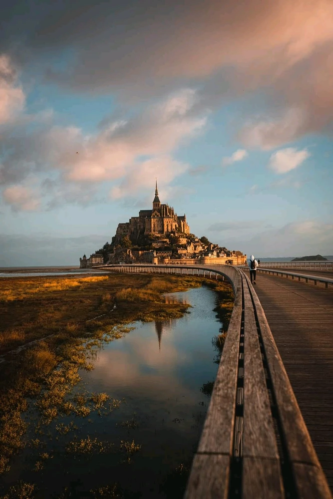 Abbaye du Mont-Saint-Michel
#travel #france #hodophile #diary