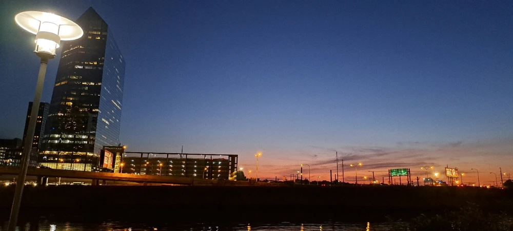 sunset from Schuylkill River Walk Illadelph, PA