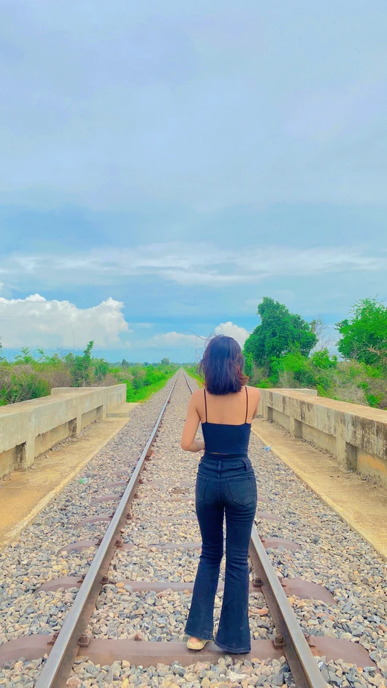 Gi-upload ni E NA ang hulagway
