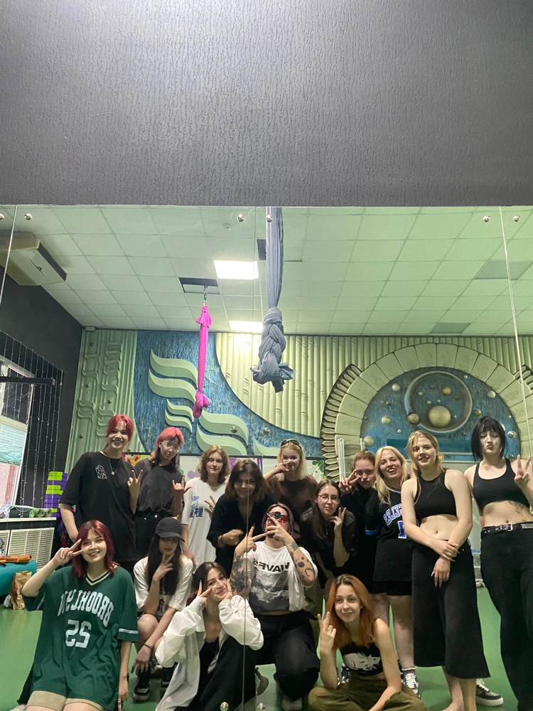 Фото загрузил Ника