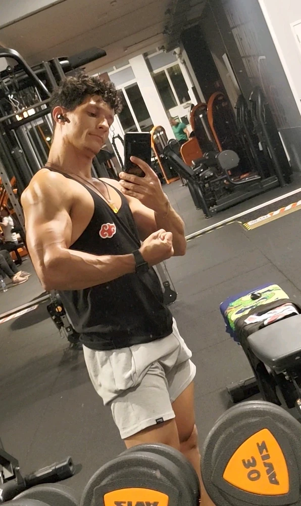 Gi-upload ni Felipe Fernandes ang hulagway