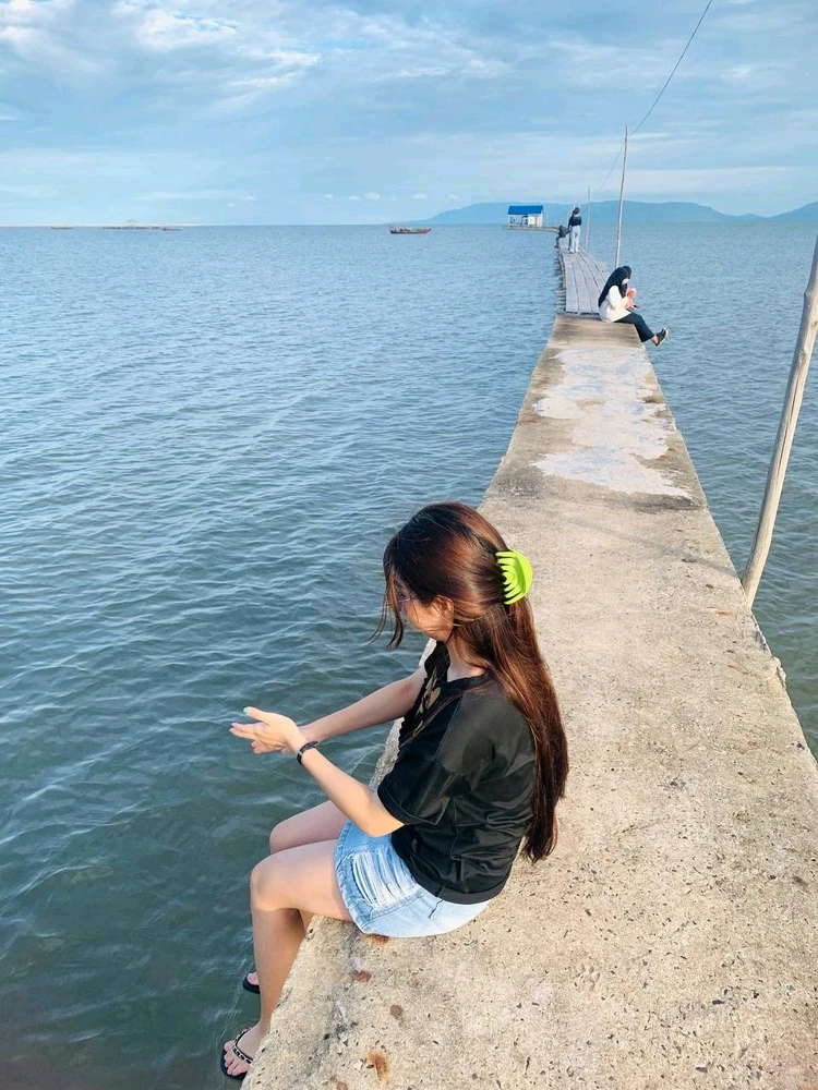 រូបភាពបង្ហោះដោយ Bell