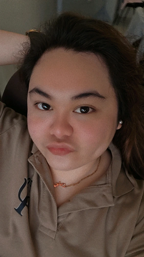 I-upload ni Aly ang larawan