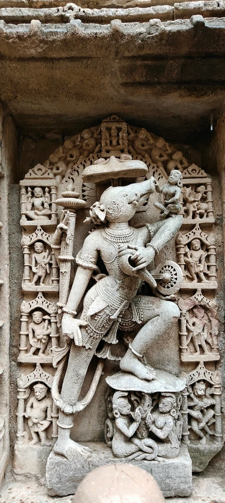 Gambar diunggah dening Nikunj Nimavat