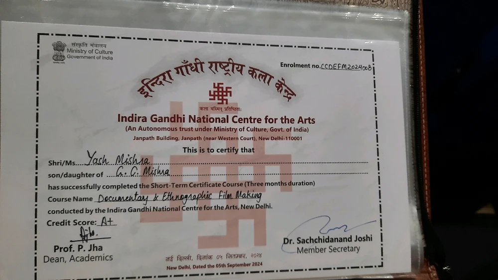 Duab xa los ntawm Yash Mishra