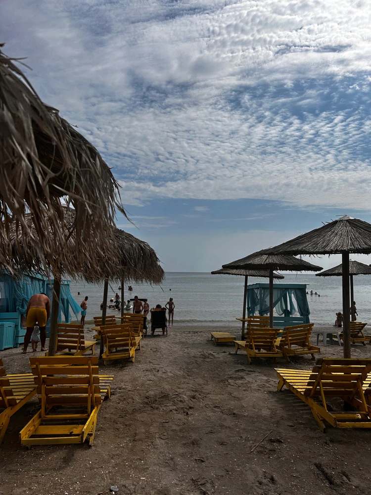 Imagine încărcată de Adelina