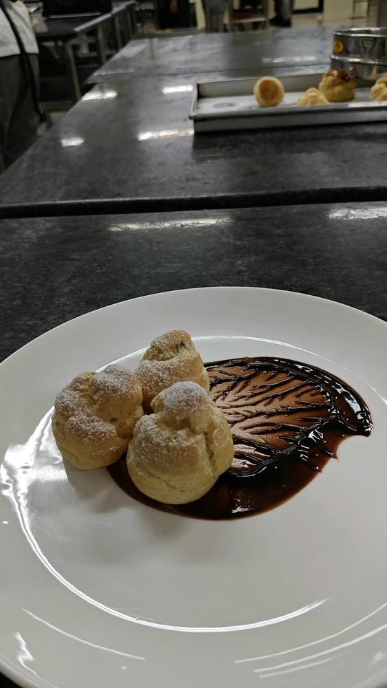 Aden վերբեռնած նկար