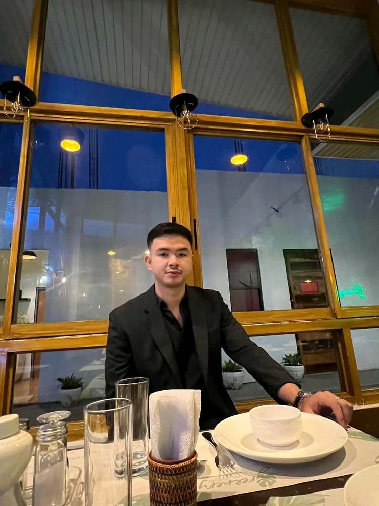 Gi-upload ni Cris ang hulagway
