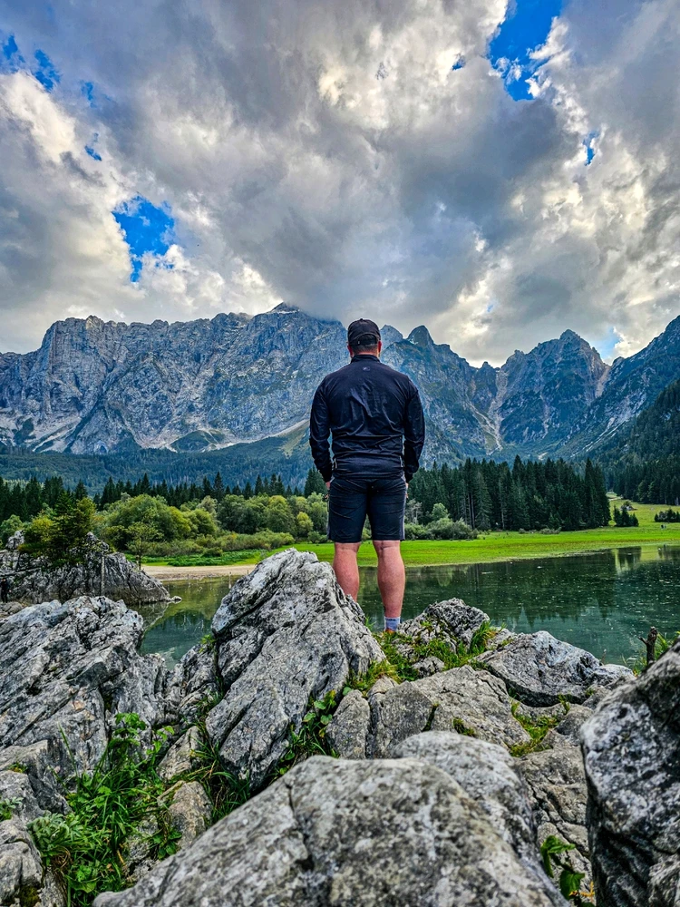 Sliko je naložil Mark