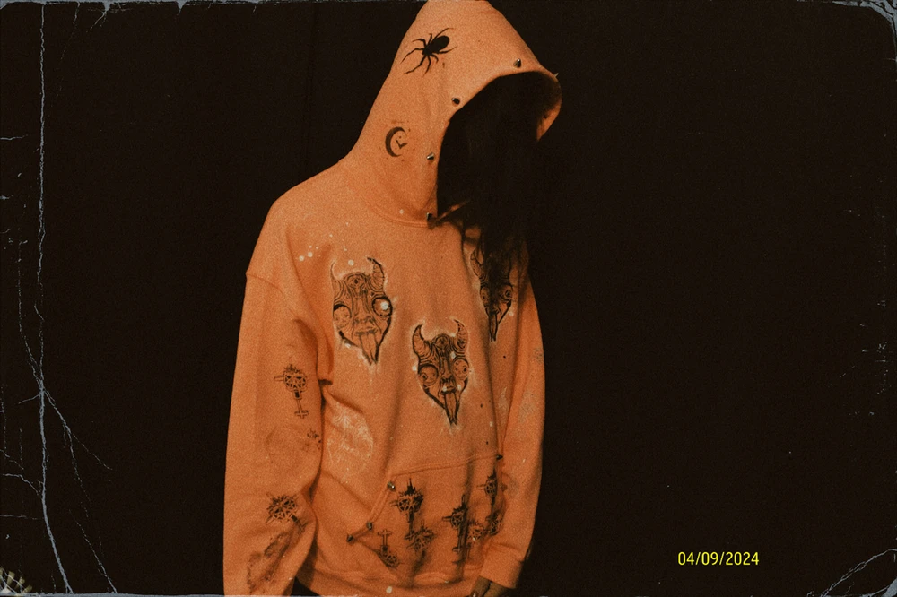 Gambar diunggah dening James