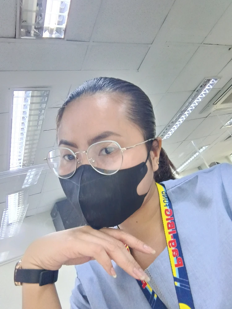 I-upload ni Shelyte ang larawan