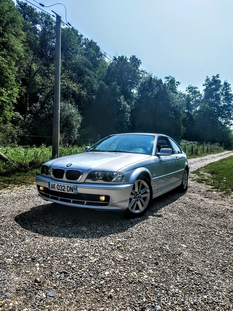 BMW E46 318ci 2.0 16v 145cv 
Le daily sous côté, mais quel plaisir 🌃