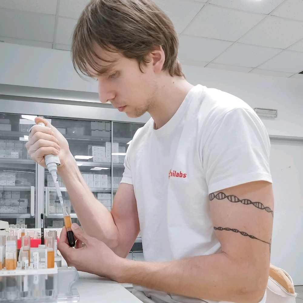 Workaholic 🦠🥼🧫🧪🧬