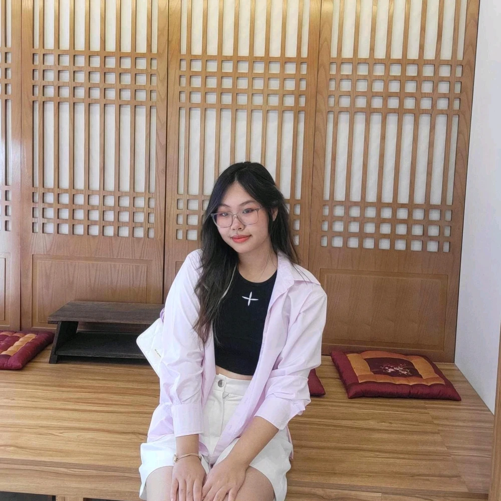 Ảnh do tớ là chi tải lên