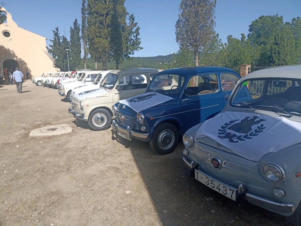 Seat 600 a l'ermita de Santa Anna 
