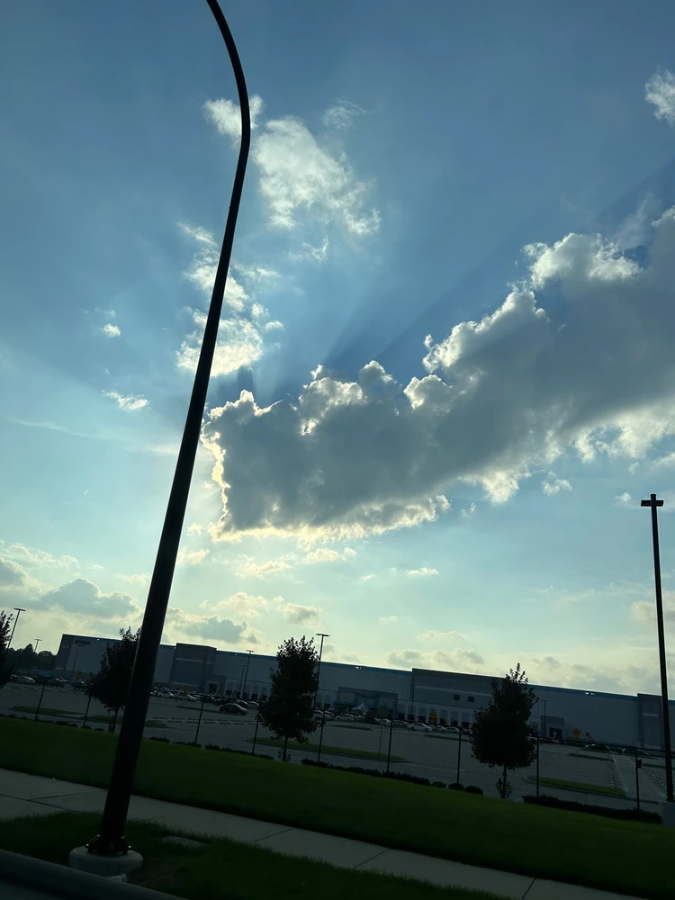 Gambar diunggah dening Darick frady