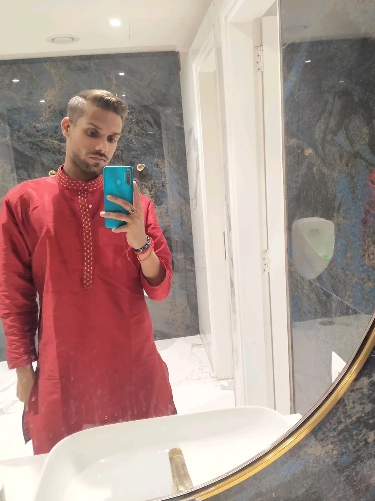 I-upload ni Akash agarwal ang larawan