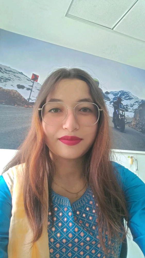 Duab xa los ntawm Kritika Bordoloi