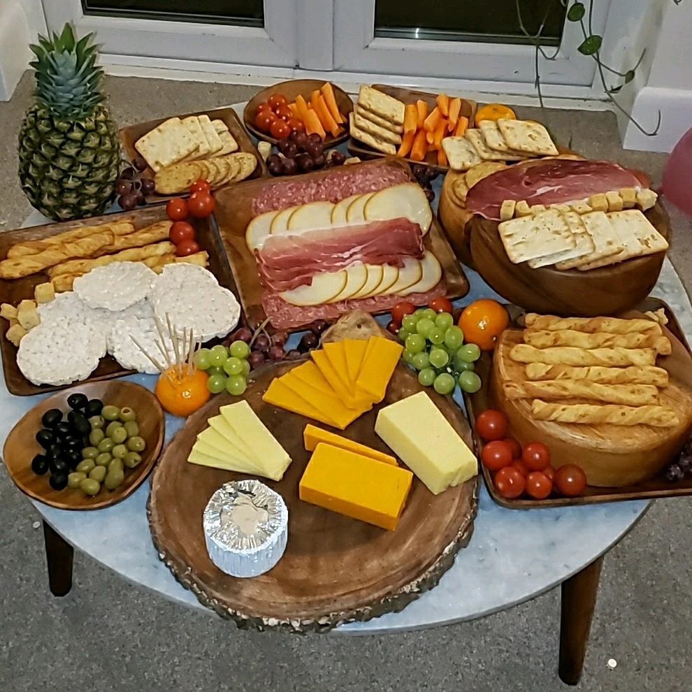 Some cheese and other things 😃🤤