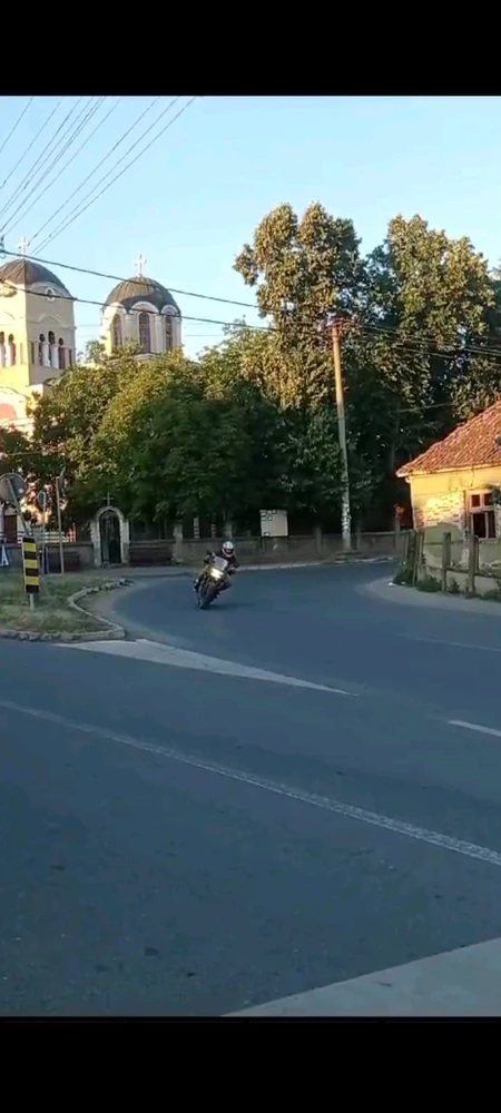 Sliku je postavio/la Aleksandar