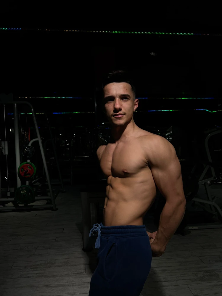 Yunus Emre tarafından yüklenen GIF