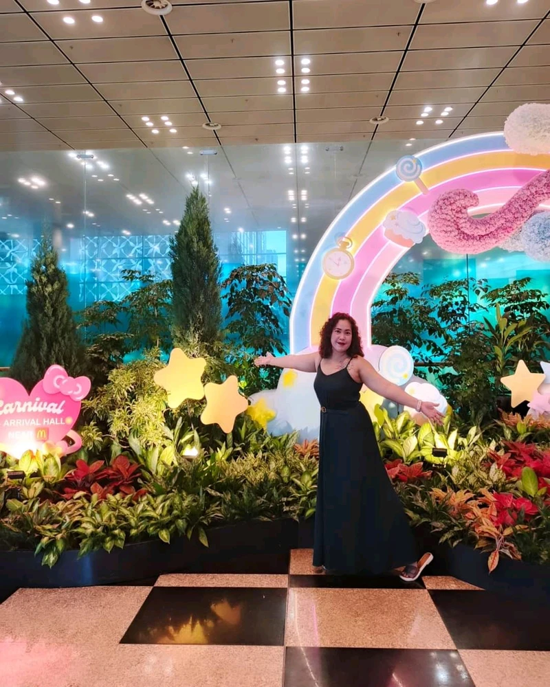 Bbbfamous上傳的圖片