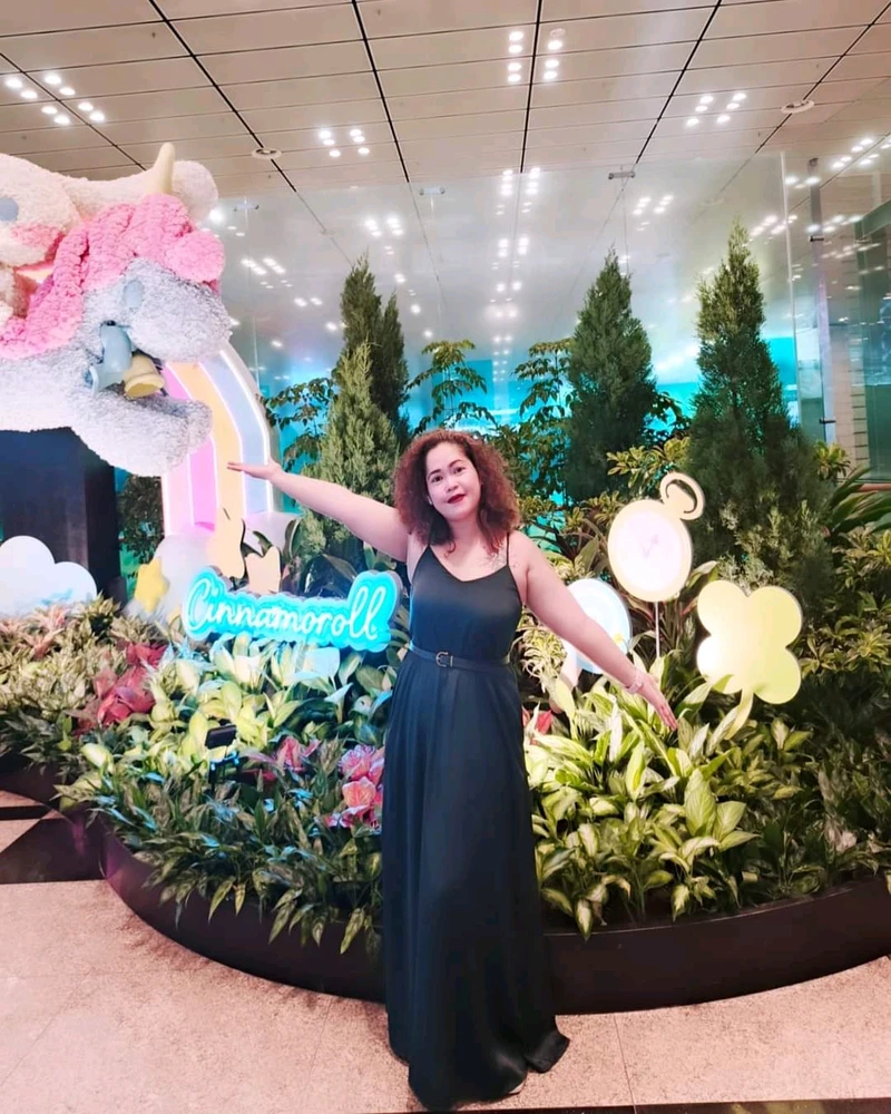 Bbbfamous上傳的圖片
