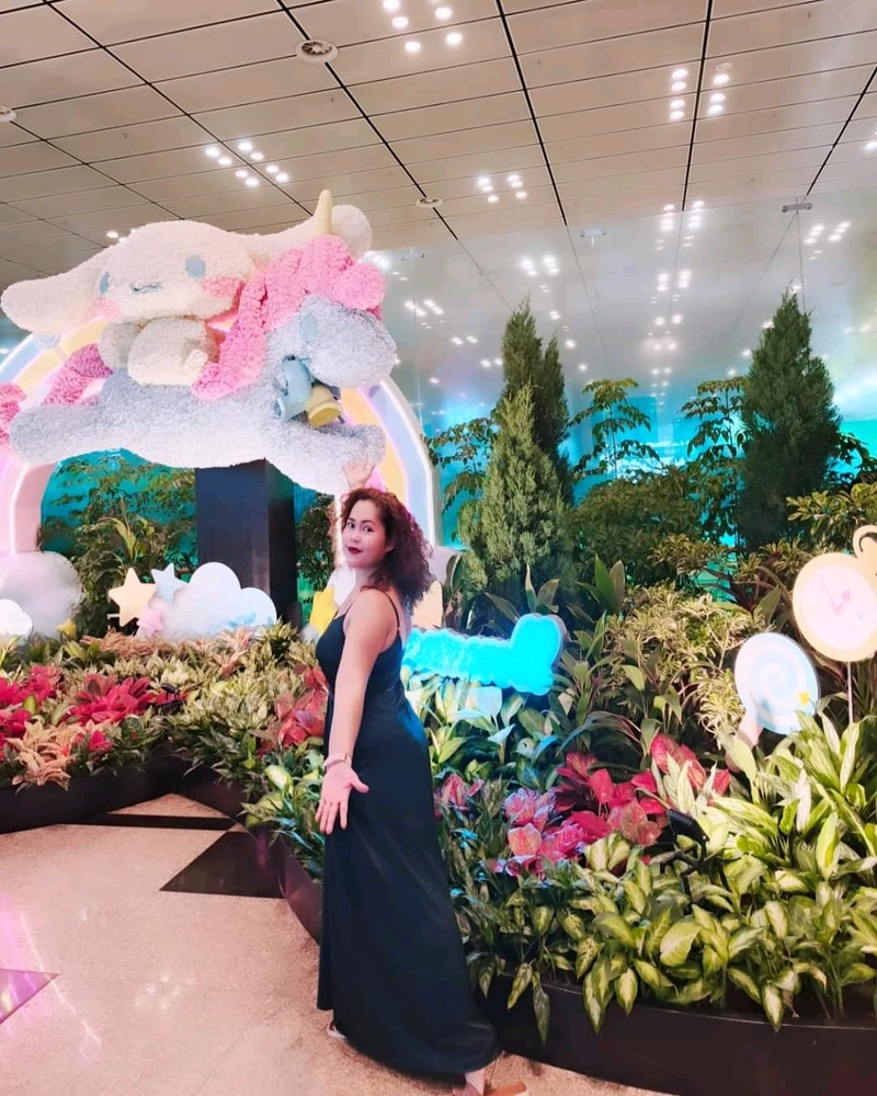 Bbbfamous上傳的圖片