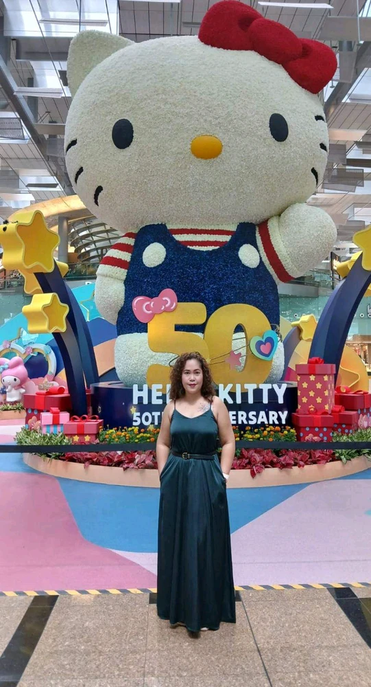 Bbbfamous上傳的圖片