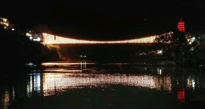 Laxman Jhoola Night View
