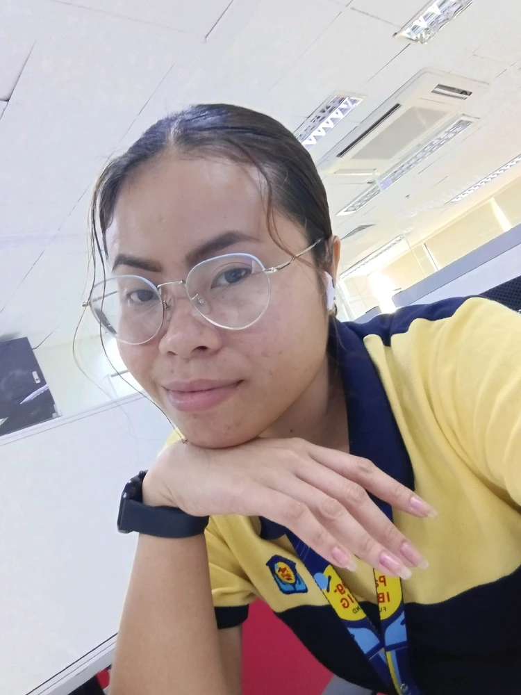 I-upload ni Shelyte ang larawan
