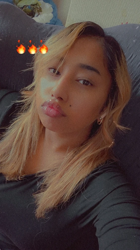 GIF uploaded by Fatima