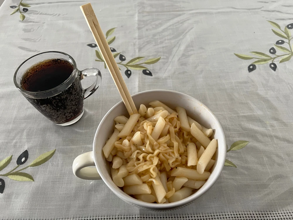 ShirleyTheGOAT上传的GIF