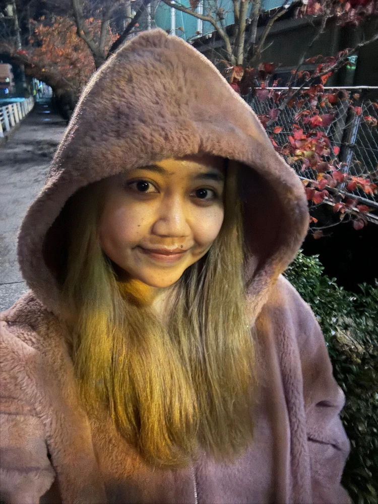 Gi-upload ni Dini Savitri ang hulagway