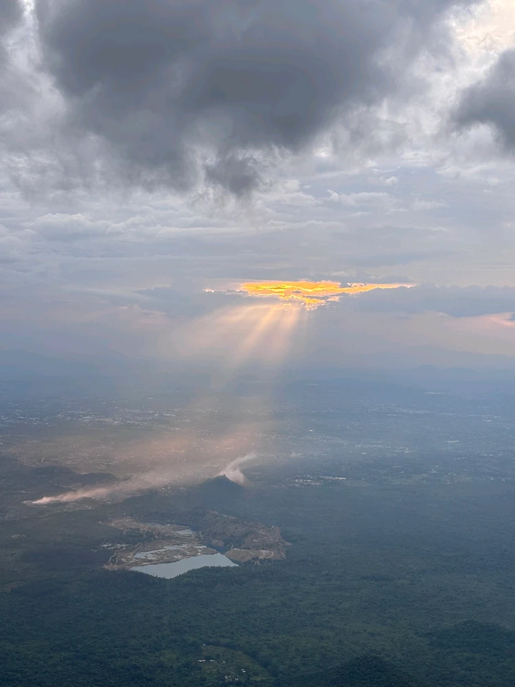 Awasome sunset👀
Beauty of nature 😍😍