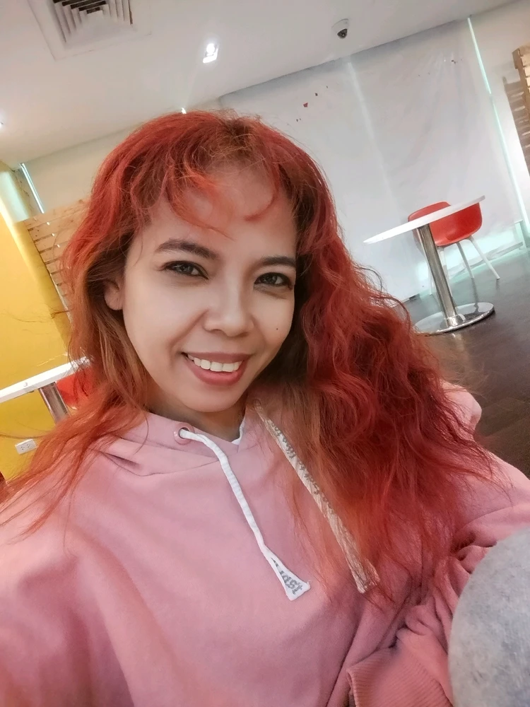GIF gi-upload ni Ja